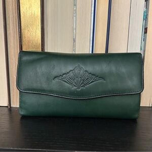 Buxton - Vintage Trifold Green Leather Wallet